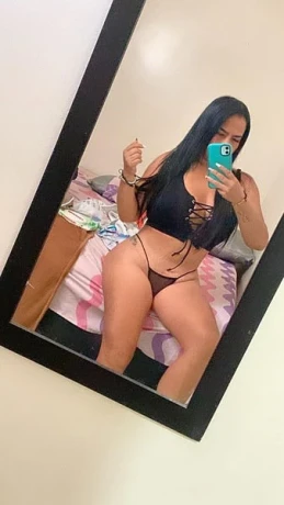 Layla Top Party — 2 / 8