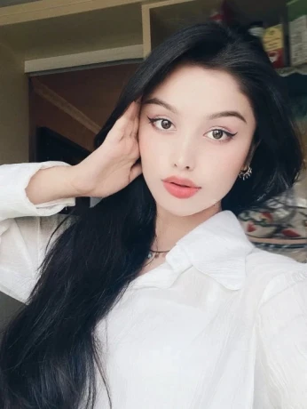 Model Judy — 5 / 13