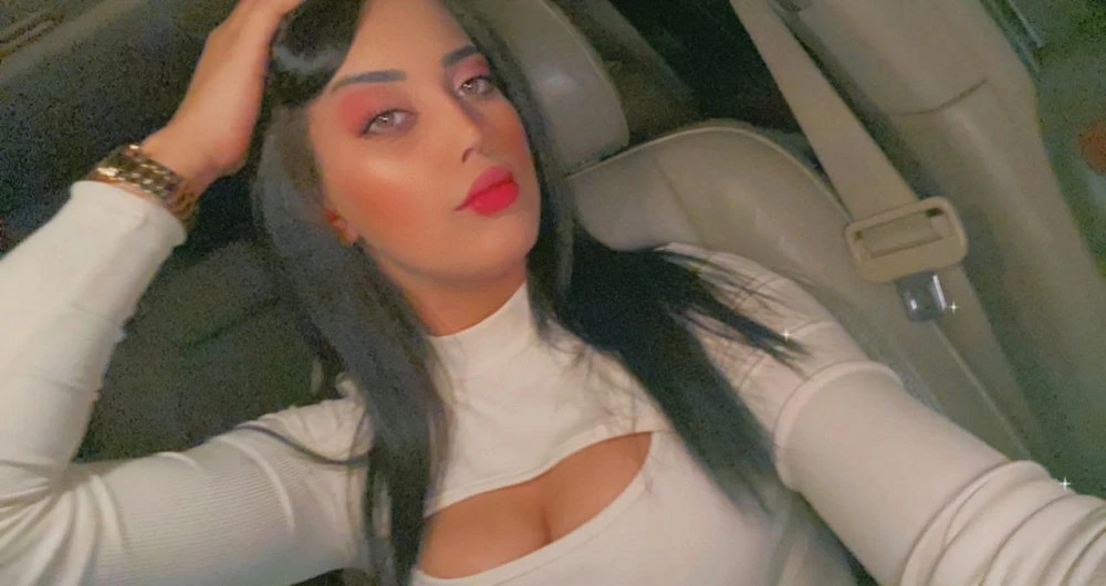 Yousra — 3 / 5