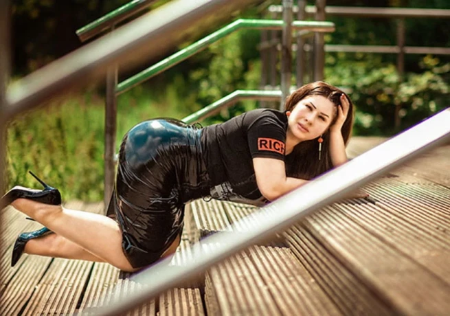 Nela Elektra — 6 / 14