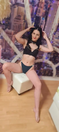 Topmodel Karin18 — 1 / 6