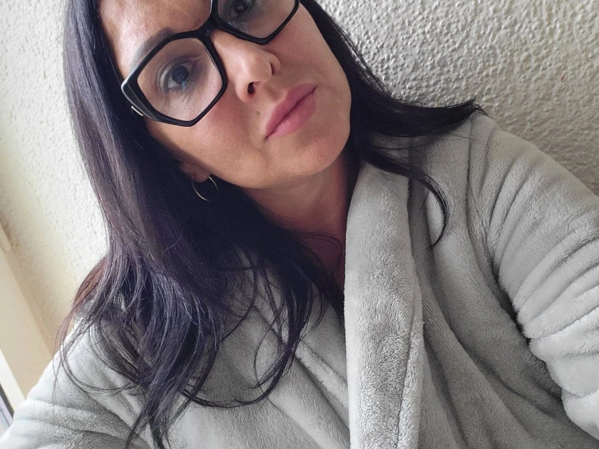 Webcam Stark Behaarte Gina, Escort, Lugano