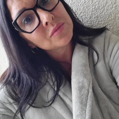 Webcam Stark Behaarte Gina, Escort, Lugano