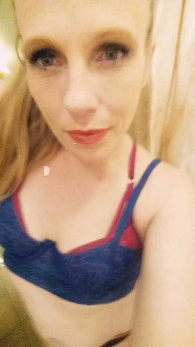 Madii lee, Escort, Ottawa