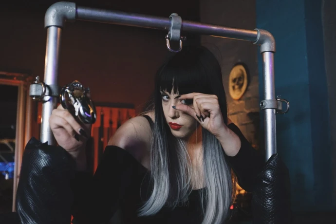 Mistress_Komakino — 9 / 14