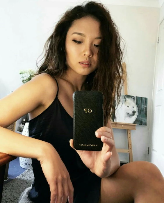 Kelly — 2 / 3