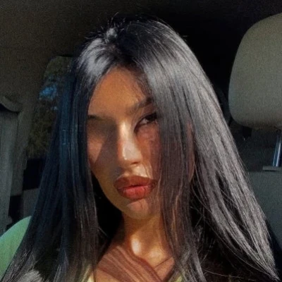 Serena, Escort, Prague