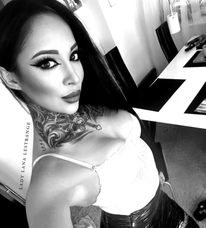 Domina Lady Lestrange — 9 / 10