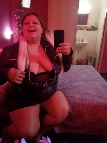 Susse Bbw Andra Wiederholungsgefahr 100 — 5 / 10