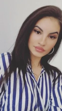 Monika (19) — 4 / 5