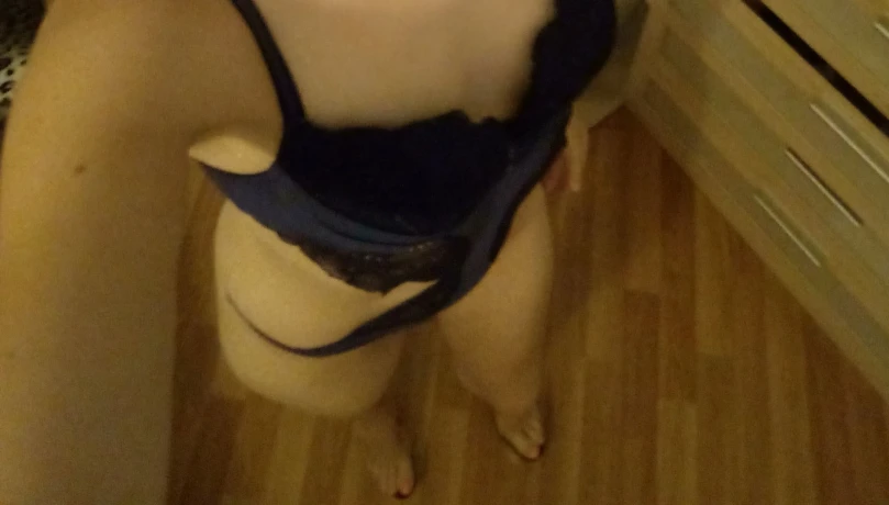 Sofia Mia — 1 / 3