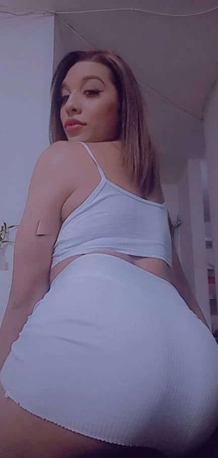 Isabella Doll — 3 / 4