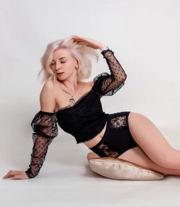 Alesa — 6 / 8