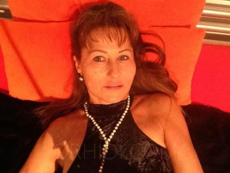 Lady Corinna- — 12 / 17