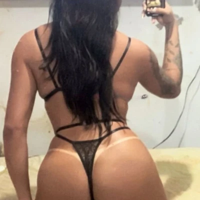 Veronica Versace, Escort, Roanne