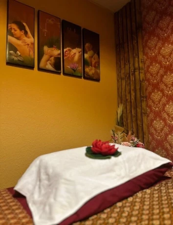 Rose Top Massage per WhatsApp — 7 / 9