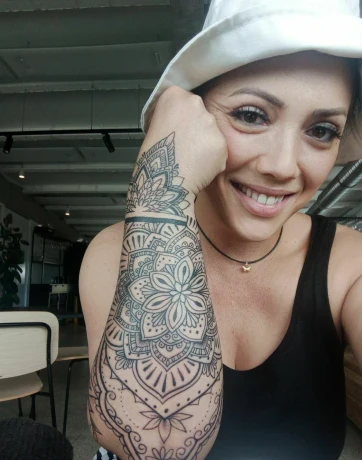 Victoria Lauren — 5 / 17