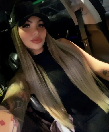 Isabeli lins — 9 / 12