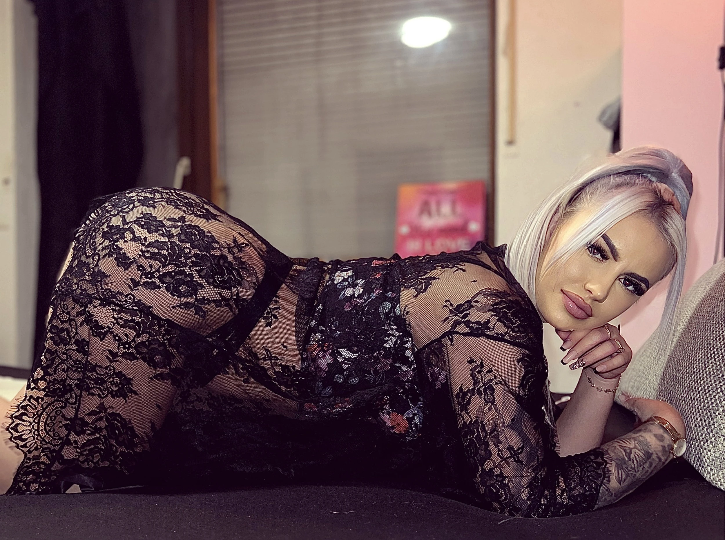 Melina47 — 4 / 7