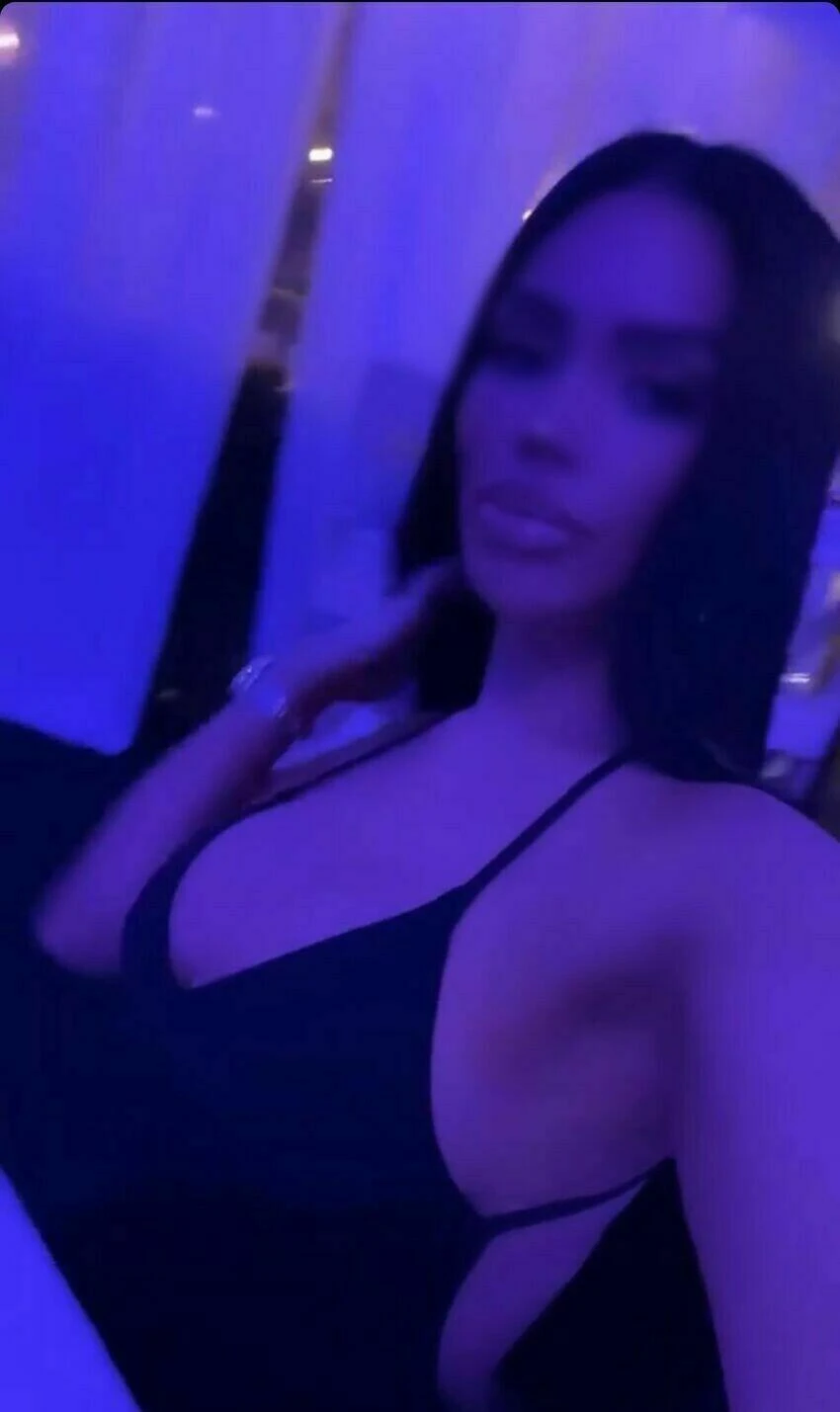 Paola — 2 / 12