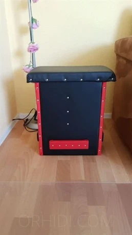 Lilly- Molliger,deutscher Busentraum — 2 / 22