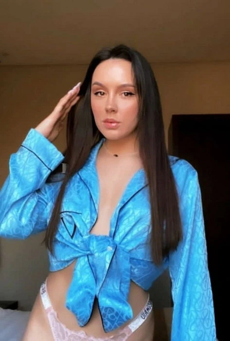 Katrina, Escort, Semarapura