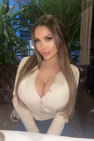 Anastasia Doll — 6 / 9