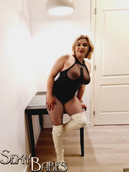 Ayleen Bei Sexy Babes — 4 / 9