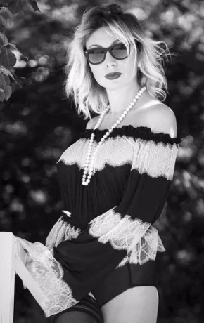 Erotik Massage Viktoria — 1 / 6