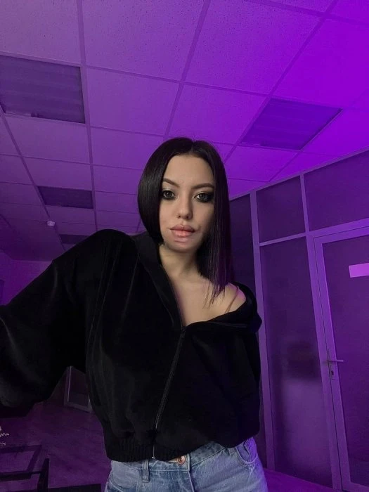 Eva — 7 / 8