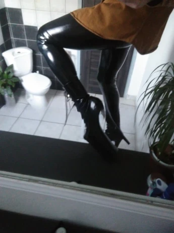 Li Black Martin — 6 / 7