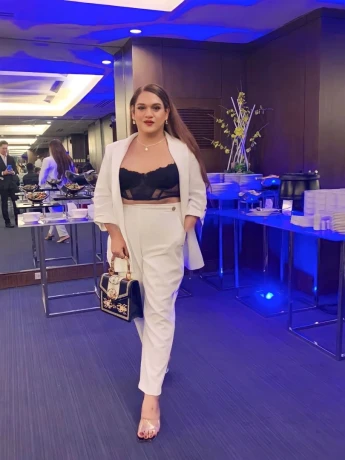 Juicy Alexia — 3 / 7