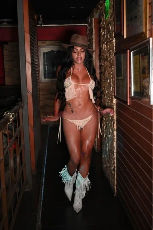 Fantasy Ts — 5 / 12