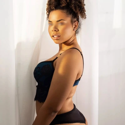 Luna High Class Escort, Escort, Leipzig