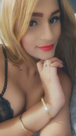 Leslie Ts — 6 / 12