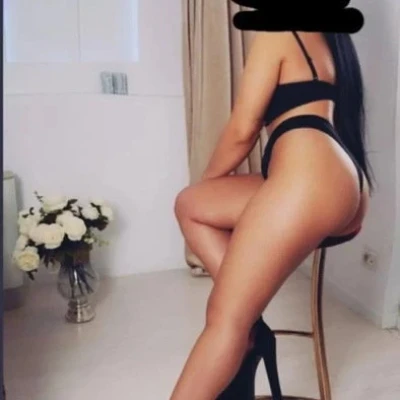 Iza16, Escort, Geneva