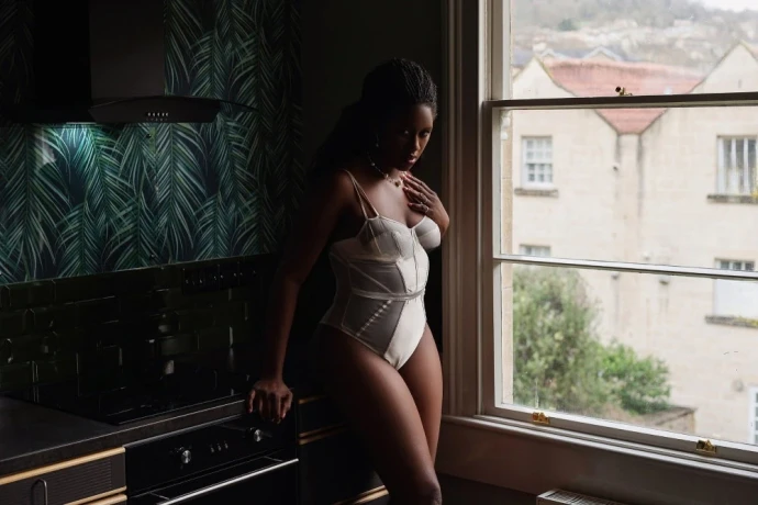 Leah Hudson — 3 / 5