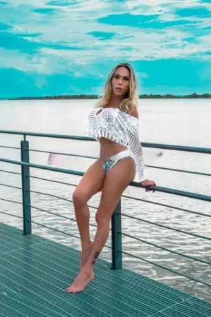 Fanny Maldonado — 2 / 12