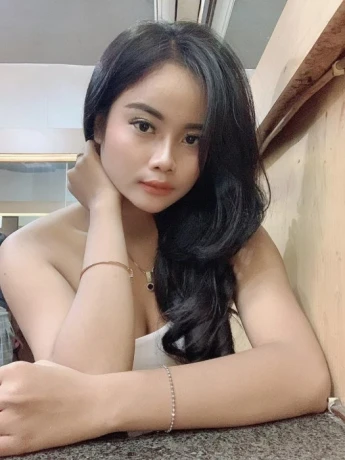Cantika — 1 / 5