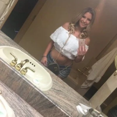 Emily, Escort, Toronto