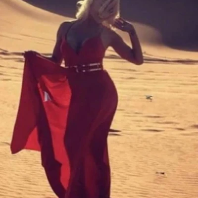 Tina, Escort, Oshakan