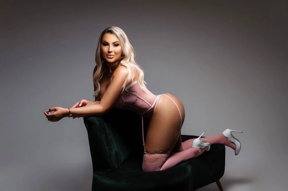 Maria, Escort, Albufeira