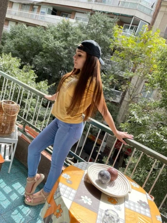 Aylinhot — 12 / 18