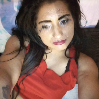 Olina, Escort, Plauen