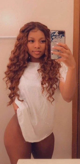 Nina — 3 / 7