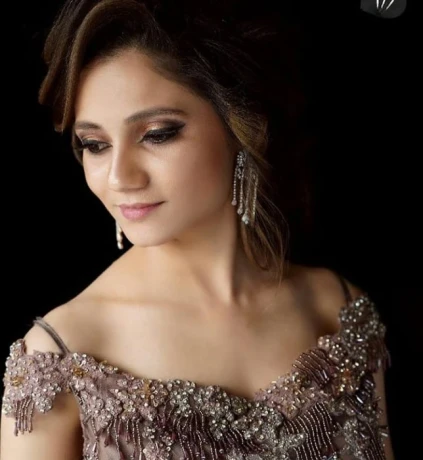 Sharuti Chabriya — 3 / 5