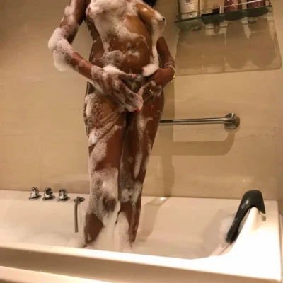 Ebony Queen, Escort, Chengdu