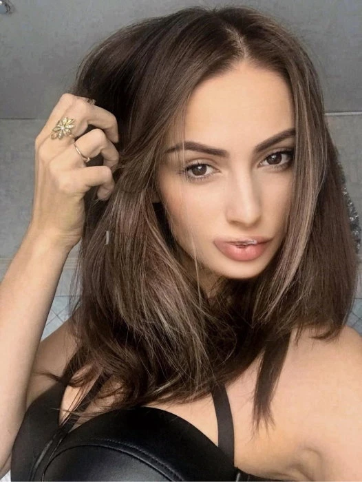 Agata — 3 / 4