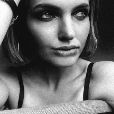 Evelili, Escort, Warsaw