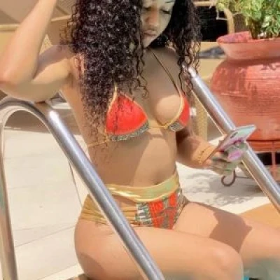 Nikki, Escort, Istanbul